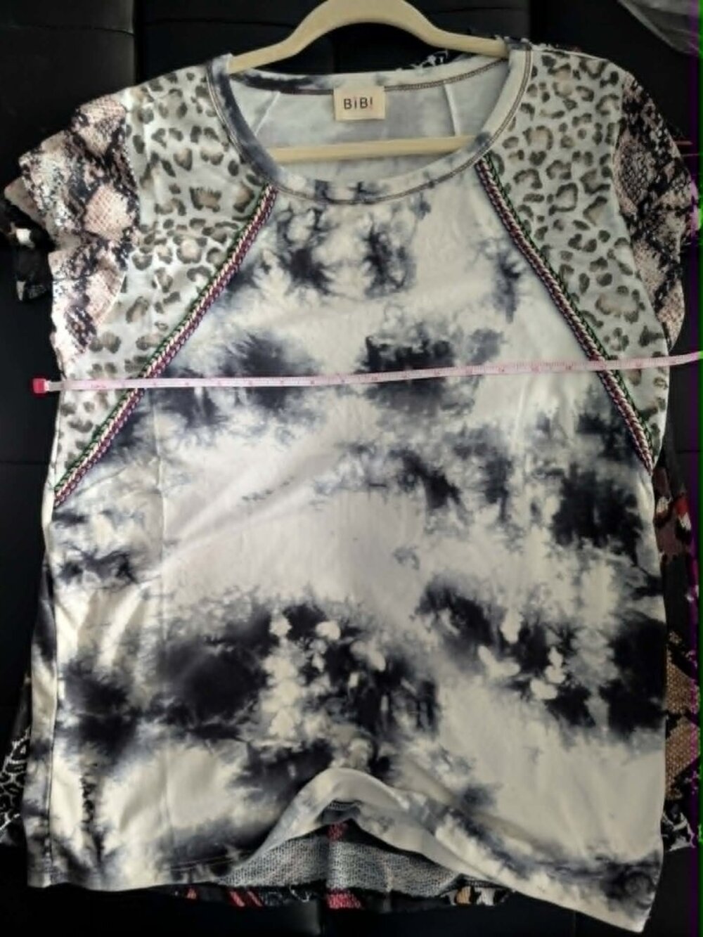 Leopard Detail Tie Dye Tee | BiBi | NWOT | Relaxed Fit Stretch Top - Picture 2 of 2